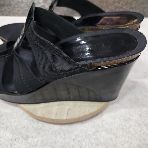 🐢 Donald Pliner Belle Sandals Wedge, Size 10 Black.