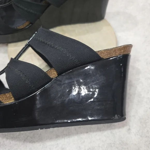 🐢 Donald Pliner Belle Sandals Wedge, Size 10 Black.