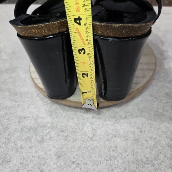 🐢 Donald Pliner Belle Sandals Wedge, Size 10 Black.