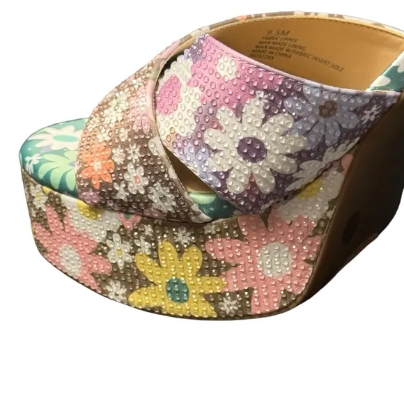 ❤️💗❤️ GB ULTI-MATE Funky Flower Platform Sandals with Rhinestones NWT