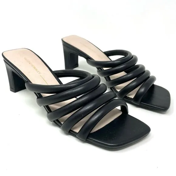 ** Intentionally Blank Willow III Black Tubular Leather Strap Sandals Size 8