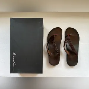 🇮🇹🇮🇹 KENNETH COLE NEW YORK BROWN BRAIDED THONG SANDALS MADE IN ITALY