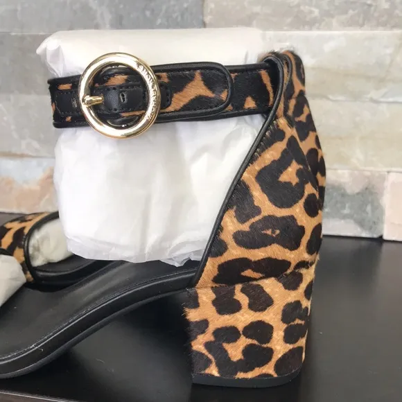 🎁  Michael Michael Kors Lena Flex Mid Sandals