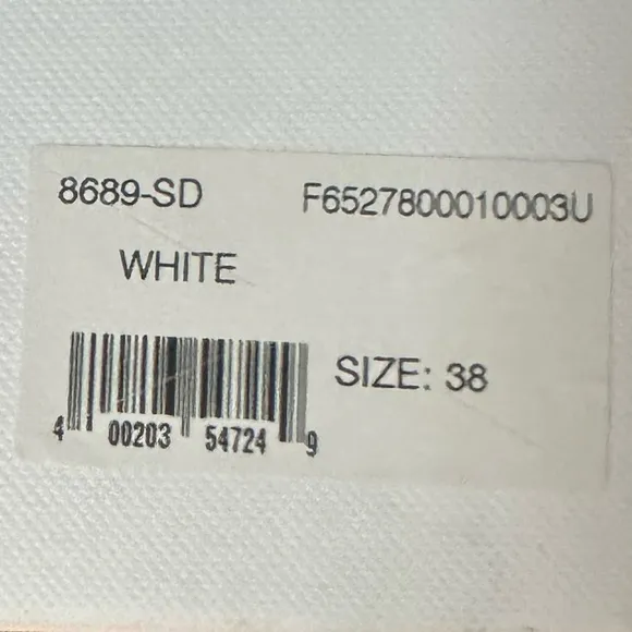 🌟 Saks Fifth Avenue White Braided Block Heel Sandals - Size 38 🌟