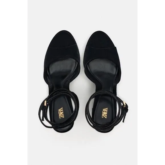 🖤 VELVET PLATFORM HEELED SANDALS