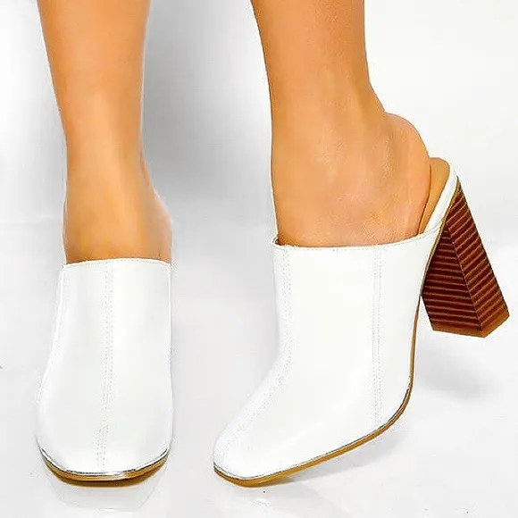 👡 WHITE FAUX LEATHER STITCHED CHUNKY HEEL MULES!