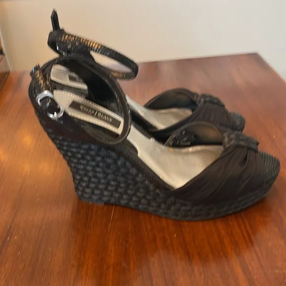🧊 White house black market platform wedge black espadrille ankle strap, sandals