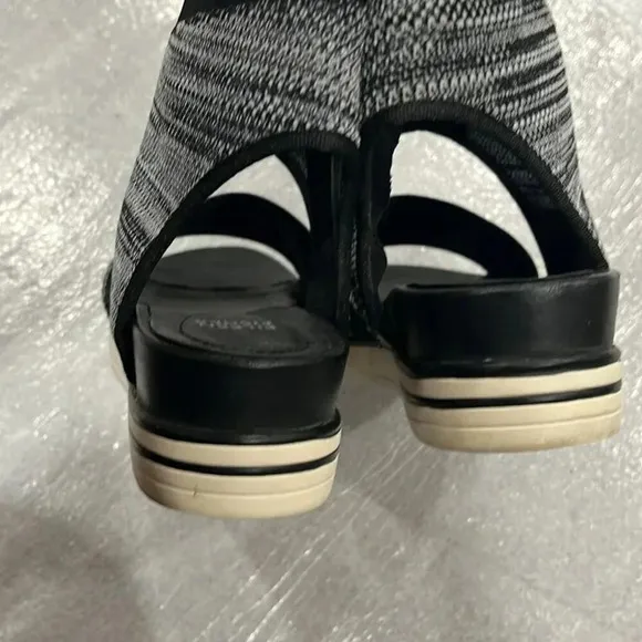 [8.5]Eileen Fisher Black White Knit Platform Sandals