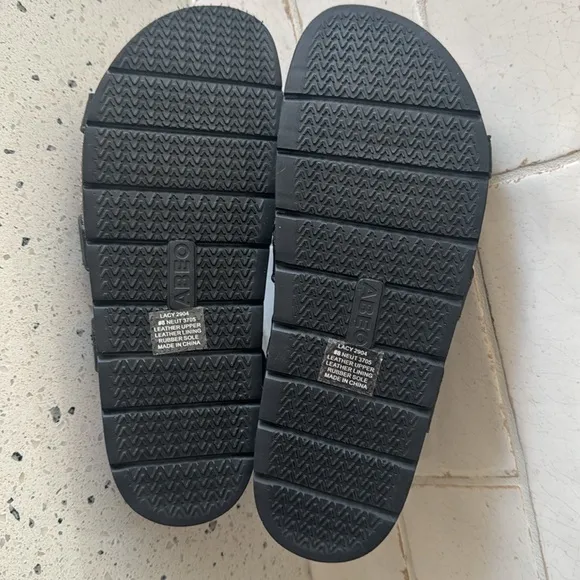 ABEO Lanai (Lacy) Women’s Size 9 Black Leather Sandals Comfortable Casual NWOB