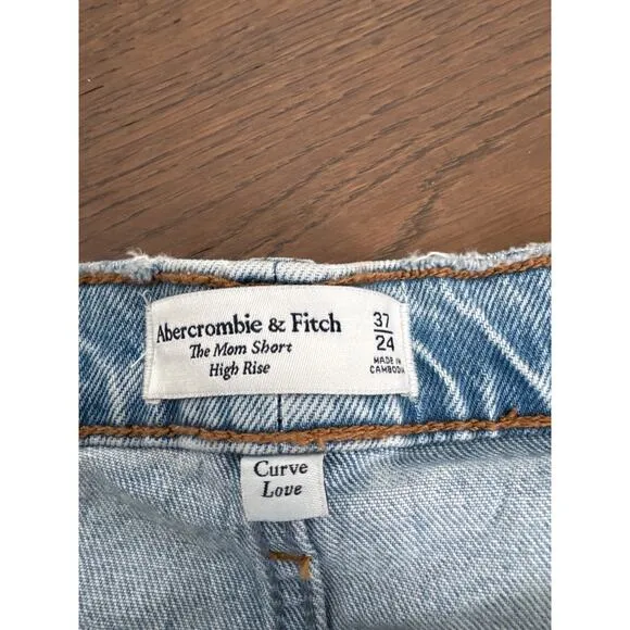 Abercrombie &amp; Fitch Curve Love High Rise Mom Short Medium Wash Women Sz 37 NWT