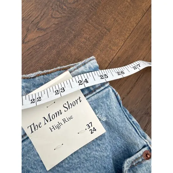 Abercrombie &amp; Fitch Curve Love High Rise Mom Short Medium Wash Women Sz 37 NWT