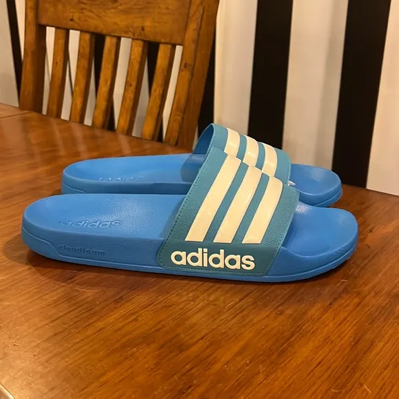 Adidas Adilette Shower Pool Slides Sandals Shoes new blue B42211 Men’s Size 9