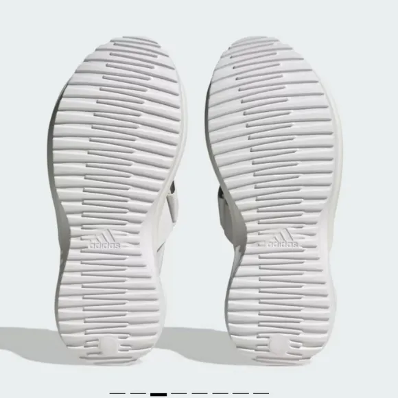 Adidas Mehana Sandal in Dash Grey NWOB