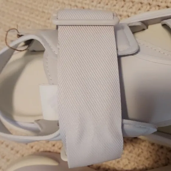 Adidas Mehana Sandal in Dash Grey NWOB