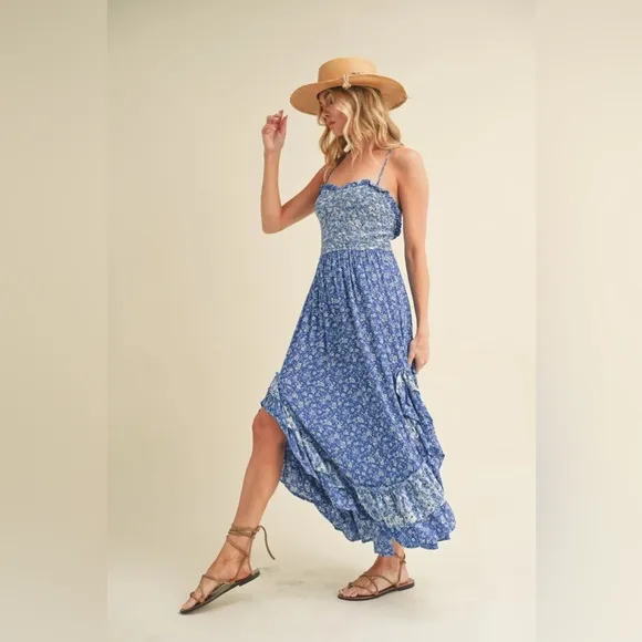 Aemi   Co NWT Ditsy Floral Ruffled Hem Maxi Cami Dress - M