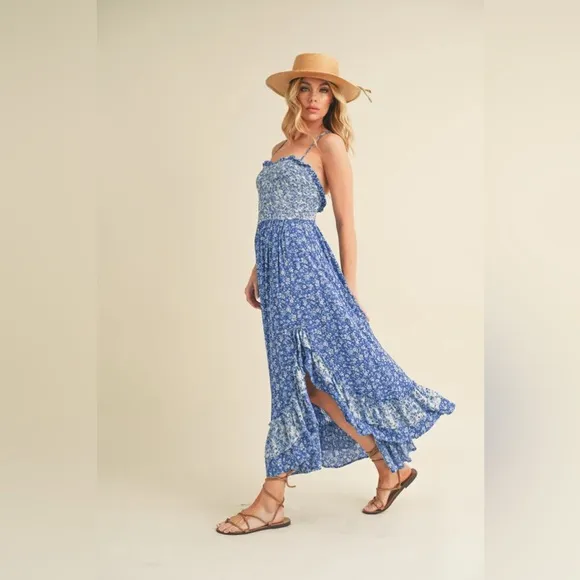 Aemi   Co NWT Ditsy Floral Ruffled Hem Maxi Cami Dress - M