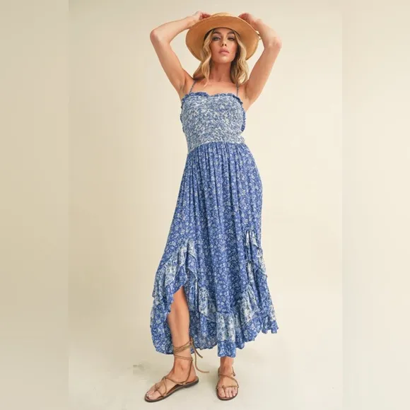 Aemi   Co NWT Ditsy Floral Ruffled Hem Maxi Cami Dress - M