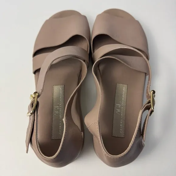 AGL Platform Flatform Leather Sandals Women’s Size 38.5 / 8.5 US Mauve