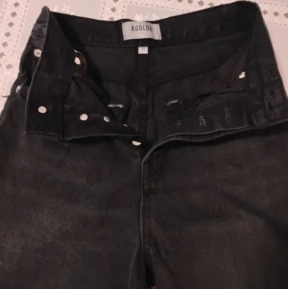 AGOLDE Revolve ‘90s Pinch High Waist Frayed Hem Denim Shorts Nix, Black, Size 23