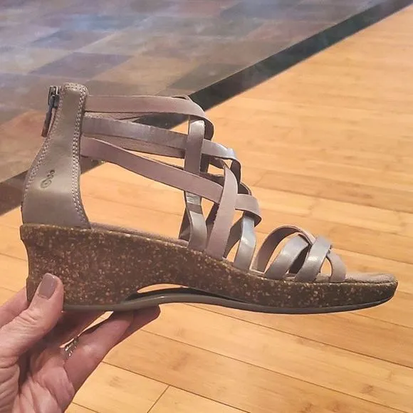 Ahnu Trolley Strapoy Wedge Sandals, Size W7, Excellent Cond!