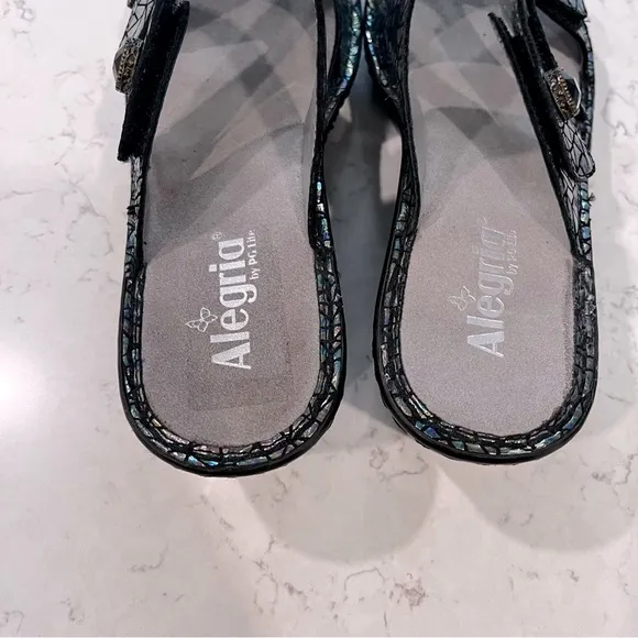 Alegria NWOB Loti Tectonic Iridescent Wedge Sandals Size 42 / US 11.5-12
