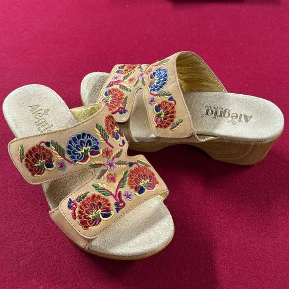 ALEGRIA SLIDES