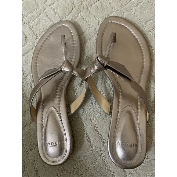 Alexandre Birman Women’s Toe Thong Sandals Gold Leather Size 37.5