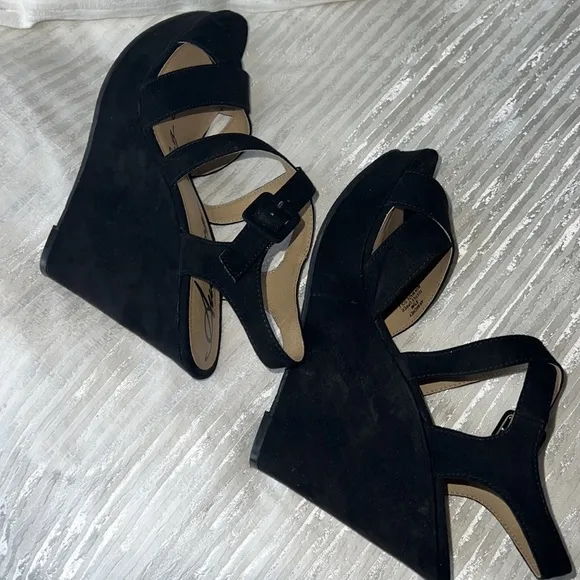 American Rag Women's 'Rachey' Black Suede Wedge Platform Heel Sandals Size 8.5 M