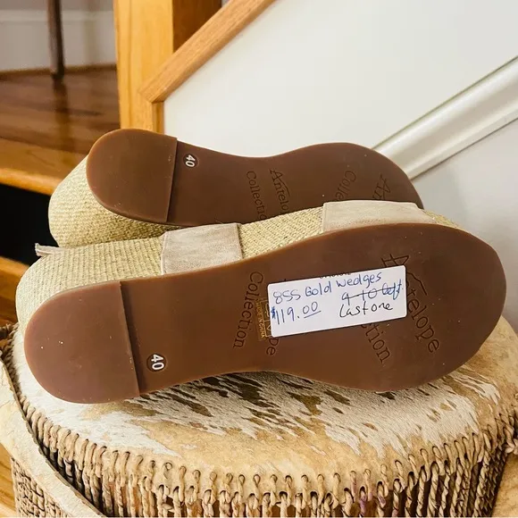 ANTELOPE Metallic Gold Linen Wedge Heeled Sandals Like New Taupe Tan Size 40
