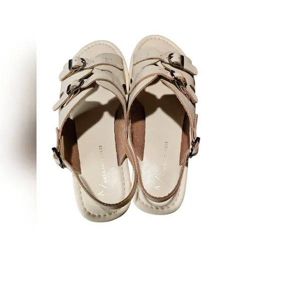 Anthropologie  Cream Platform Leather Sandals Size 39/8.5