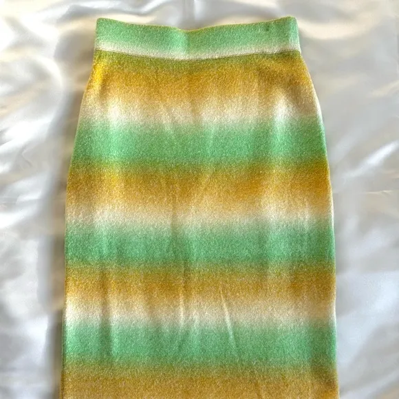 ANTHROPOLOGIE DOLAN Ombre Knit Midi Skirt Green Yellow Size/ Small