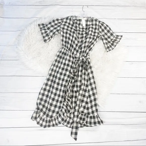 Anthropologie Isabella Sinclair Gingham Flutter Wrap Ruffle Hem Dress Size Small