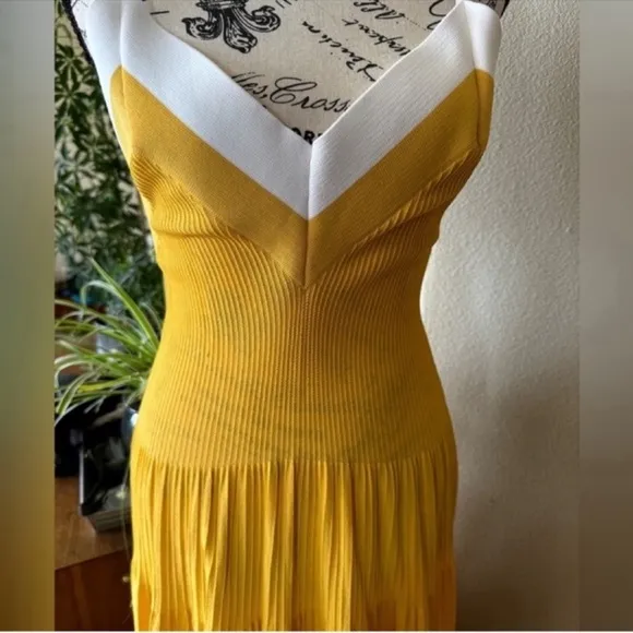 Anthropologie Jolie Tiered Sun Dress Yellow Large Stretch Travel Statement
