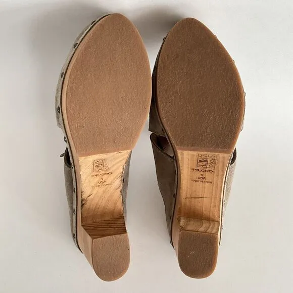 Anthropologie Pilcro Clog 9M Taupe Kilty Sandals Wooden Heel Retro Tassel