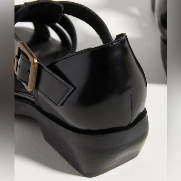 Anthropologie Silent D Billzar black leather Fisherman Sandals 10