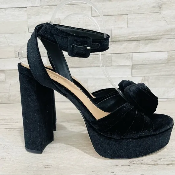 Antonio Melani × Nicola Bathie Emilia Black Velvet Rose Platform Sandals Sz 10