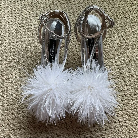 Antonio Melani Signature Collection Heels