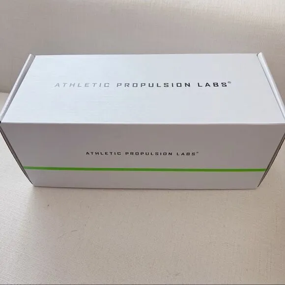 APL: Athletic Propulsion Labs Shearling Slides - Pristine/Almond Size 9