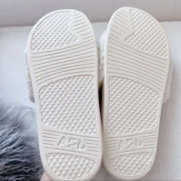 APL: Athletic Propulsion Labs Shearling Slides - Pristine/Almond Size 9