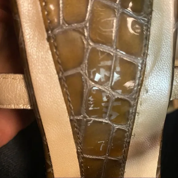 Aquatalia heels