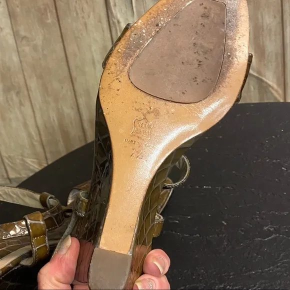 Aquatalia heels