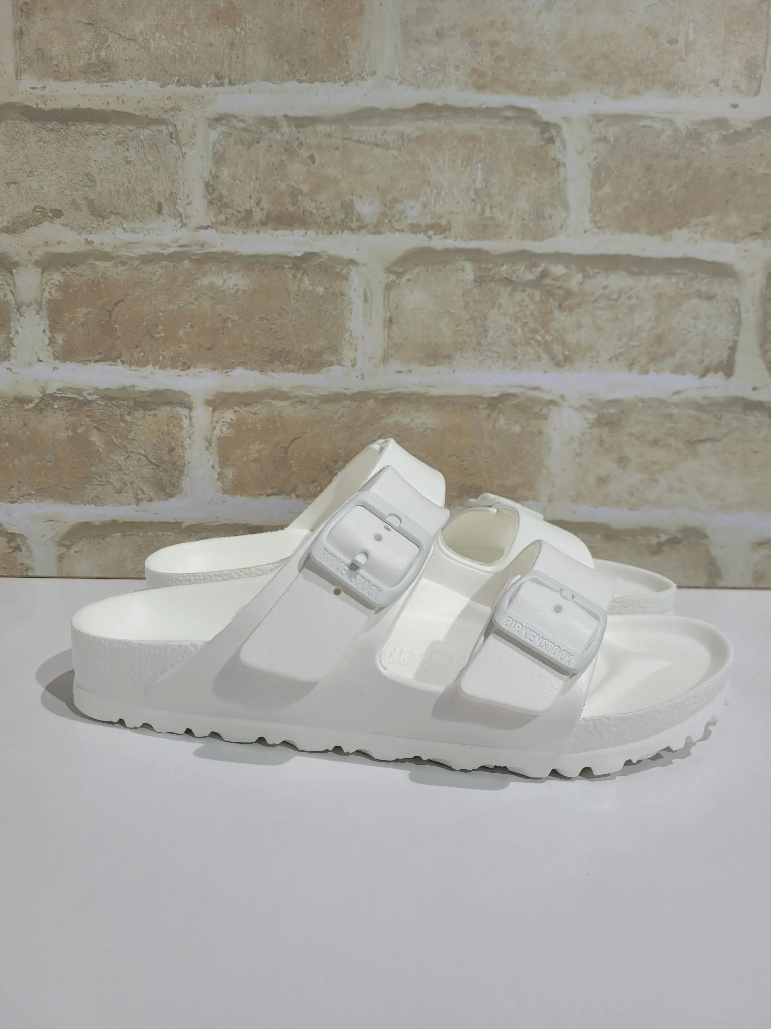 Arizona EVA Narrow White by Birkenstock