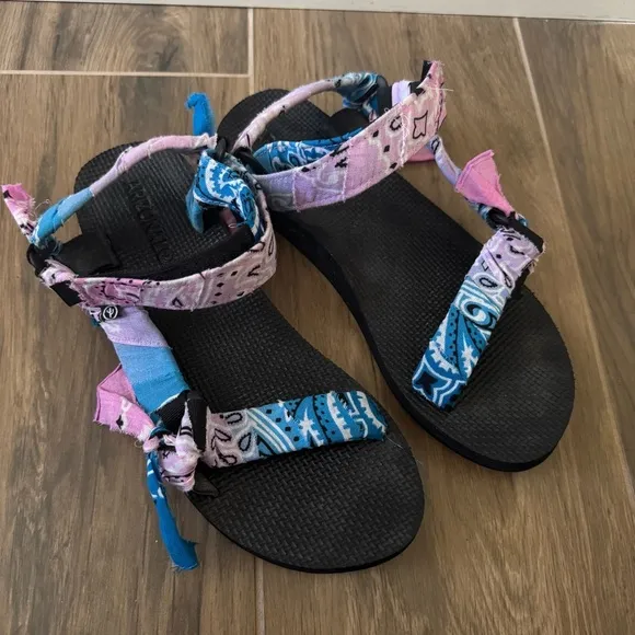 ARIZONA LOVE Trekky Bandana Sandals TDY Blue Pink
