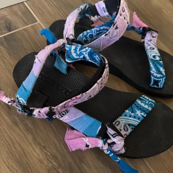 ARIZONA LOVE Trekky Bandana Sandals TDY Blue Pink