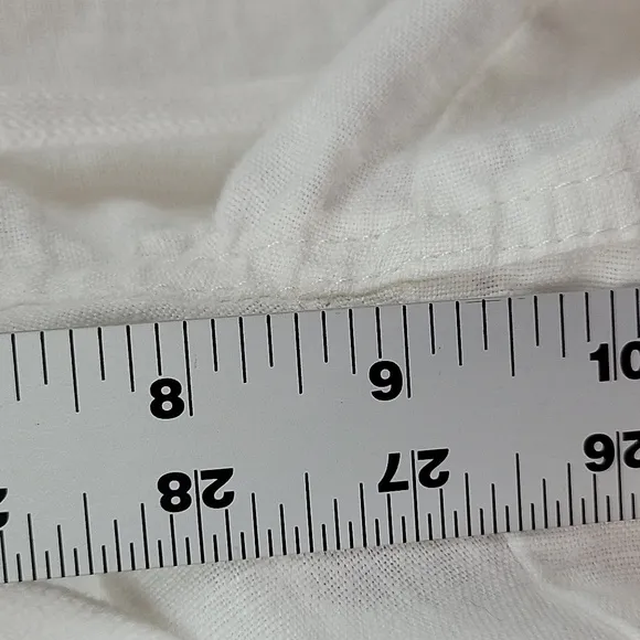 Athleta 100% Linen Pull On Drawstring Shorts White Size 8