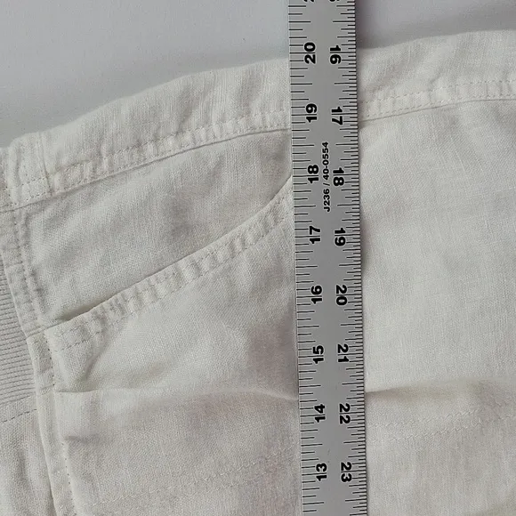Athleta 100% Linen Pull On Drawstring Shorts White Size 8