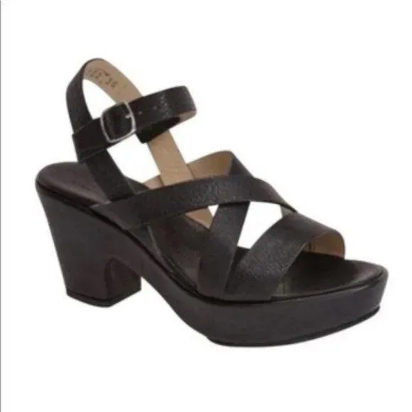 Attilio Giusti Leombruni Laurel Platform‎ Leather Sandals Size 40 US 10