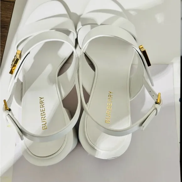 Authentic 💎Burberry Virginia Leather Monogram Slingback Sandals