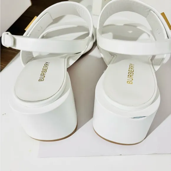 Authentic 💎Burberry Virginia Leather Monogram Slingback Sandals