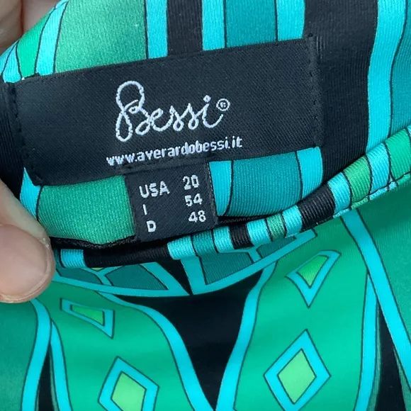 Averardo Bessi black &amp; green pattern mini skirt,, size 20
